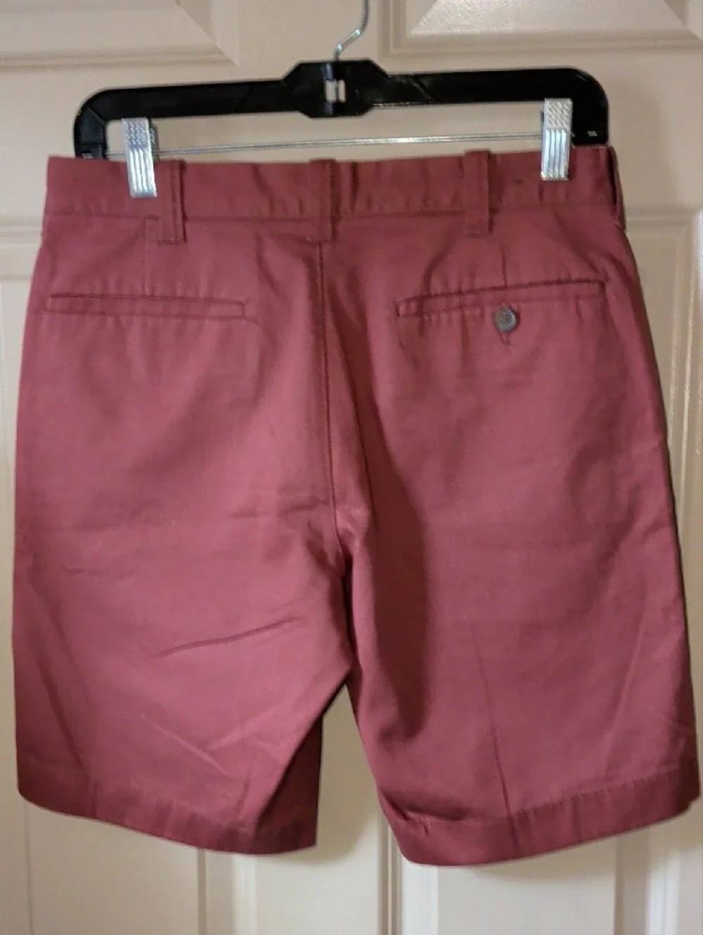 J.Crew Men's Broken-In Chino Shorts in Nantucket Red